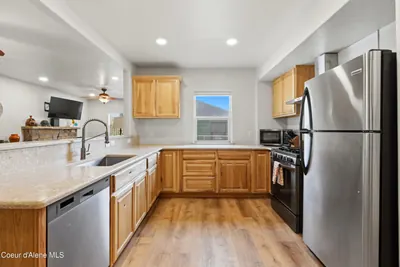 Property 26-10606 - Photo 10