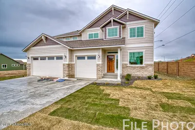 Property 26-1111 - Photo 1