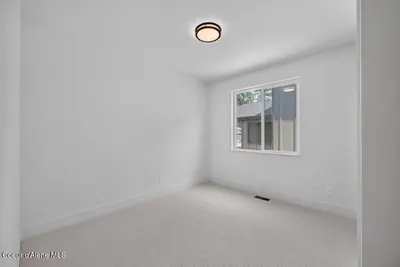 Property 26-9936 - Photo 42