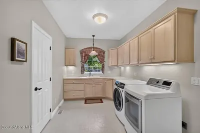 Property 26-9564 - Photo 26