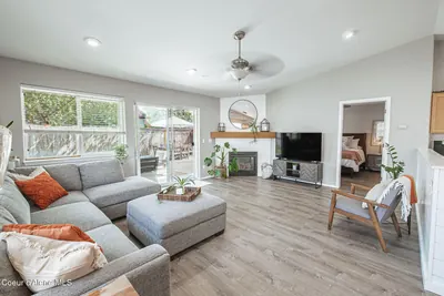 Property 26-10286 - Photo 14