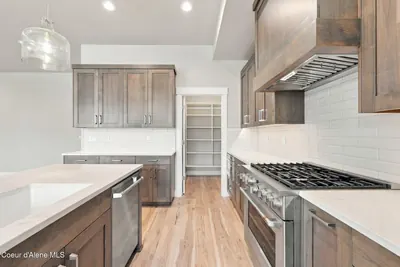 Property 26-10033 - Photo 15