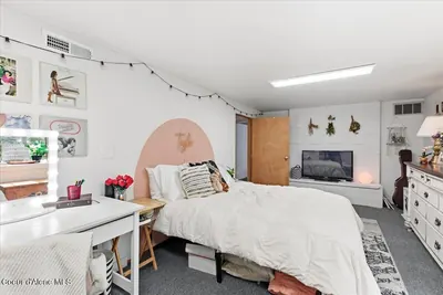 Property 26-8618 - Photo 24
