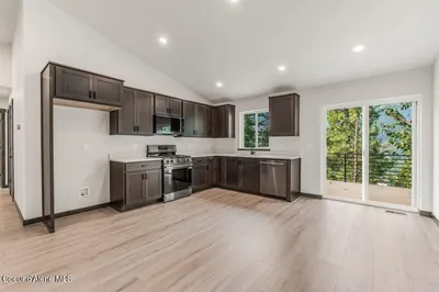 Property 26-7876 - Photo 8
