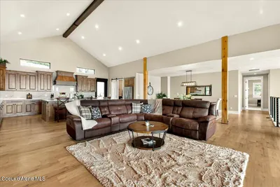 Property 26-10049 - Photo 12