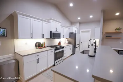 Property 26-7976 - Photo 11