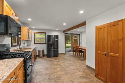 Property 26-9881 - Photo 28