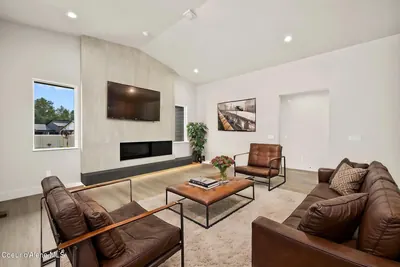Property 26-1366 - Photo 23