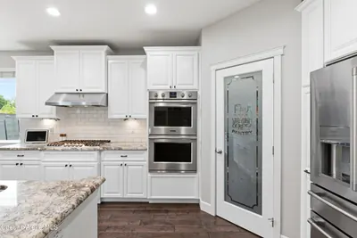Property 26-9715 - Photo 22