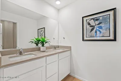 Property 26-8709 - Photo 28