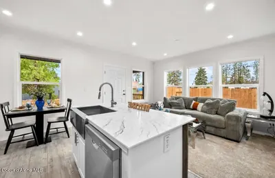 Property 26-8032 - Photo 26