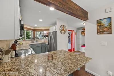 Property 26-9528 - Photo 8
