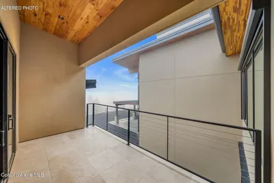 Property 26-8235 - Photo 24