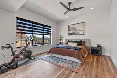 Property 26-10350 - Photo 7