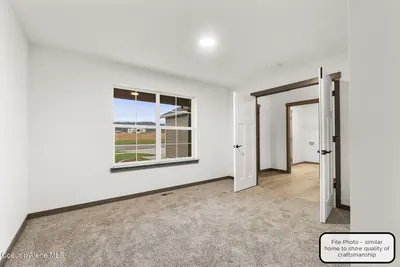 Property 26-1223 - Photo 3