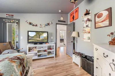 Property 26-10063 - Photo 31