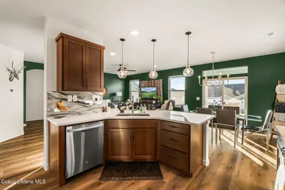 Property 26-10549 - Photo 13