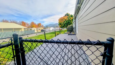 Property 26-10026 - Photo 2