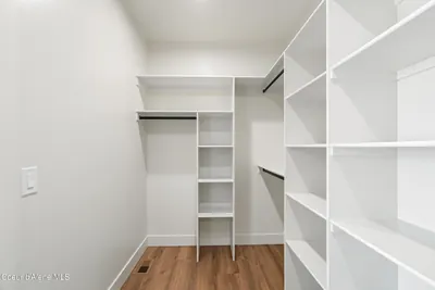 Property 26-8935 - Photo 22