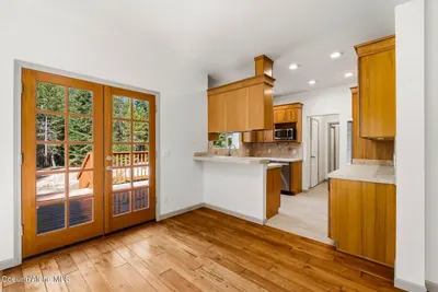 Property 26-9732 - Photo 11