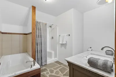 Property 26-6817 - Photo 39