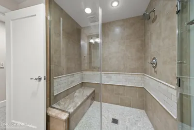 Property 26-1649 - Photo 25