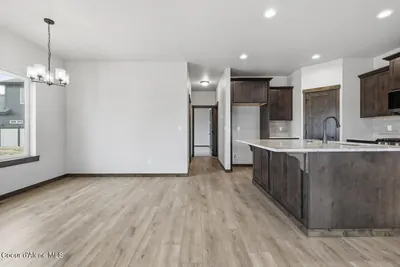 Property 26-9250 - Photo 9