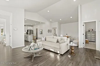 Property 26-9989 - Photo 12