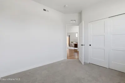 Property 26-8633 - Photo 10