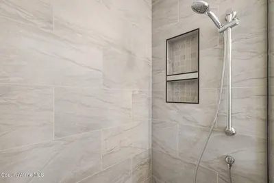 Property 26-8647 - Photo 24