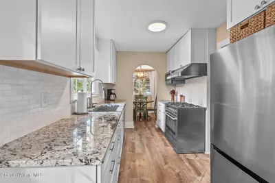 Property 26-10069 - Photo 9