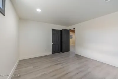 Property 26-8913 - Photo 33