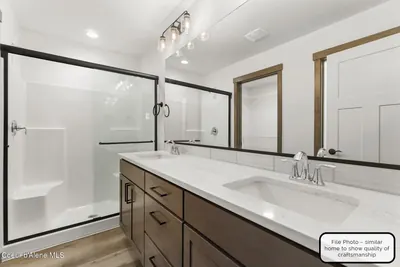 Property 26-1223 - Photo 18