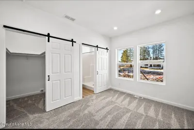 Property 26-7956 - Photo 35
