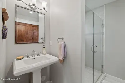 Property 26-2601 - Photo 43