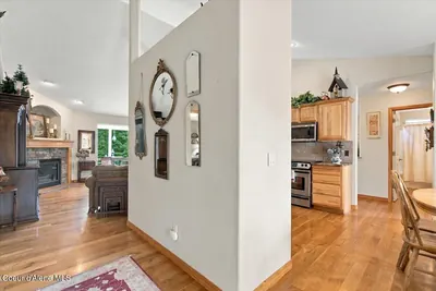 Property 26-10326 - Photo 5