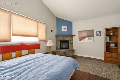 Property 26-8892 - Photo 4