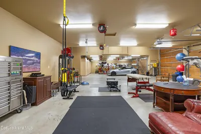 Property 26-7825 - Photo 103