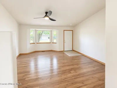 Property 26-9747 - Photo 2