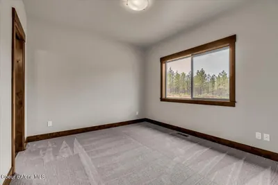 Property 26-10233 - Photo 21