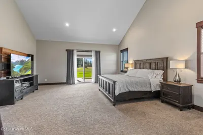 Property 26-10090 - Photo 44