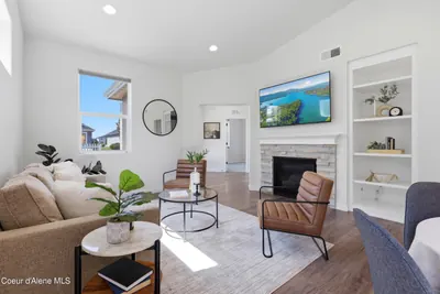 Property 26-8633 - Photo 2