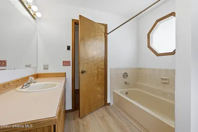 Property 26-9178 - Photo 43