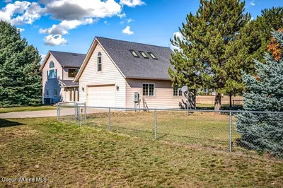 Property 26-10007 - Photo 3