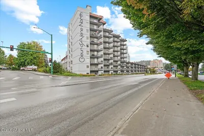 Property 26-9823 - Photo 2
