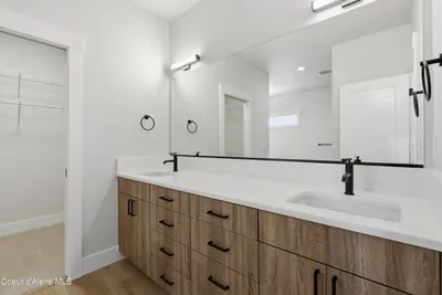 Property 26-8812 - Photo 9