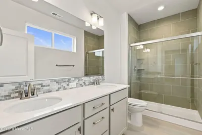 Property 26-10556 - Photo 24