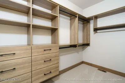 Property 26-9247 - Photo 36