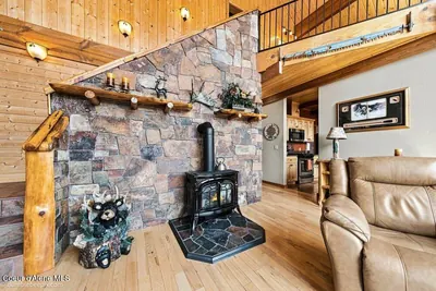 Property 26-8410 - Photo 31