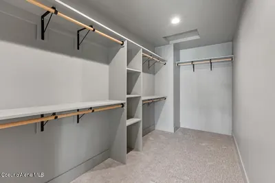 Property 26-9919 - Photo 22